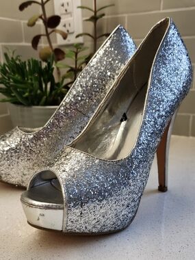 Club Couture Sparkly heels | Size 8